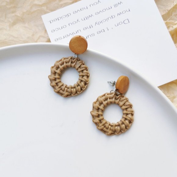 💕Last One Straw Wicker Drop Earrings - Picture 4 of 5